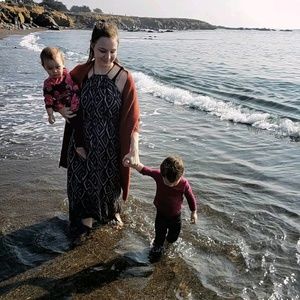 Meet your Posher, Elizabeth